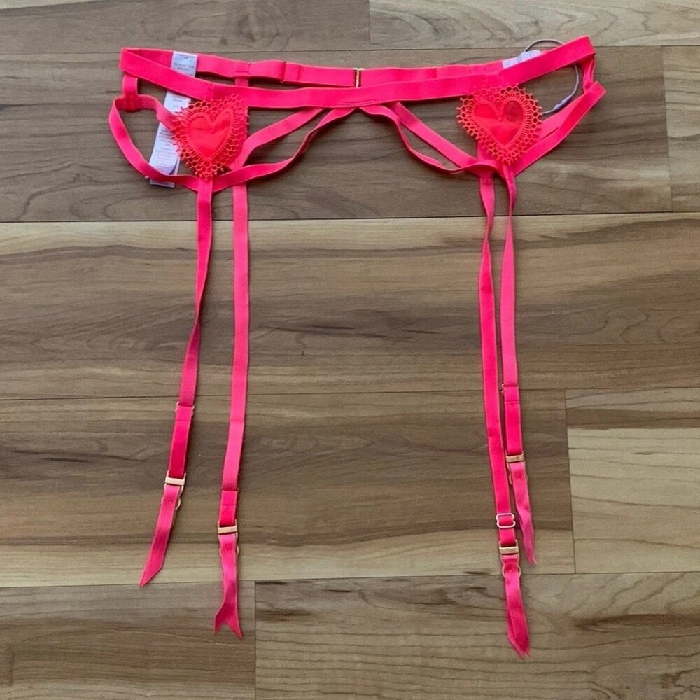 Savage X FENTY Coral Red Heart Garter Belt Elastic Stretch 2X/3X NWOT